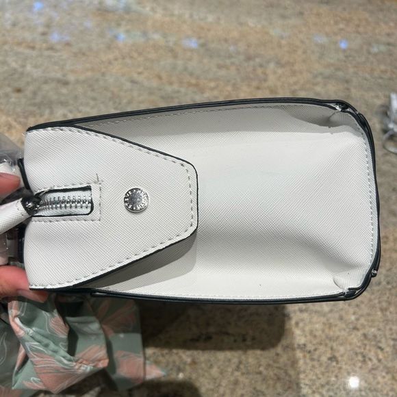 NWT Steve Madden Breese Crossbody/or shoulder Bag White - Picture 5 of 6